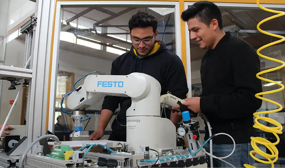 El experto aseguró que la existen varios puestos de trabajo en áreas técnicas.