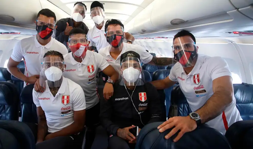 Perú y Chile se miden este viernes 13 por la jornada 3 de las Eliminatorias a Qatar 2022. Foto: Twitter FPF