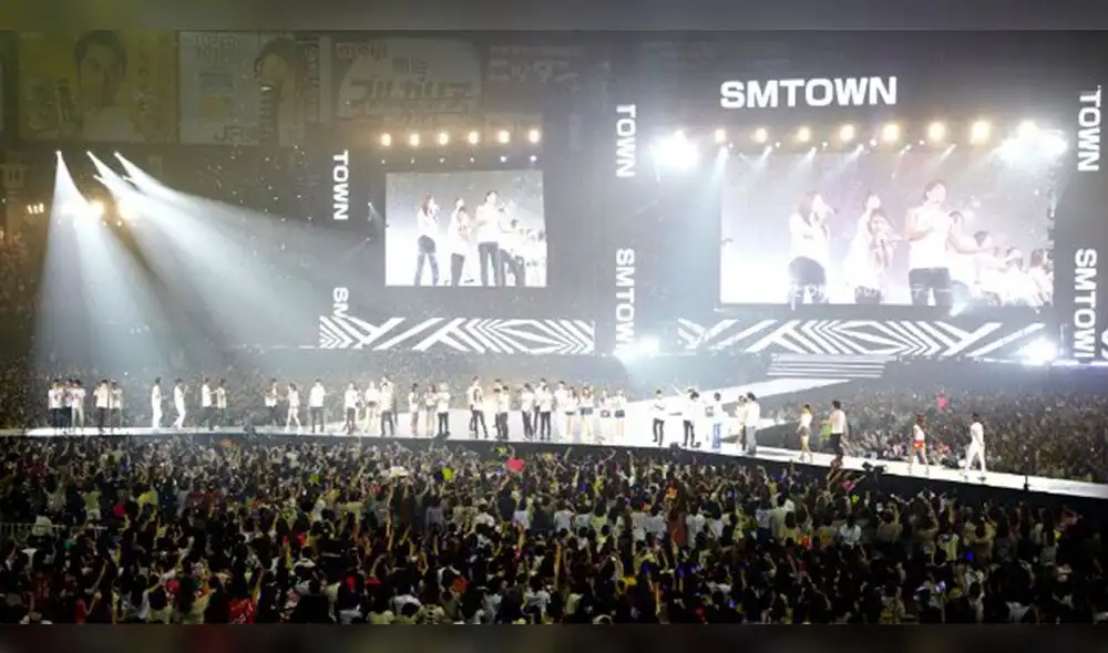 K-Pop: ¿Por qué las estrellas coreanas llegaron con mascarillas a Chile? [VIDEO]