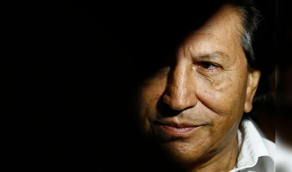 Espera. Alejandro Toledo vive sus horas más difíciles ante el proceso de extradición. Estará incomunicado hasta el viernes, cuando el juez decida si tiene derecho a pagar fianza y seguir libre.