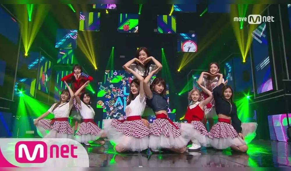 El grupo debutó en 2015, pero Somyi se integró a este en el 2017.