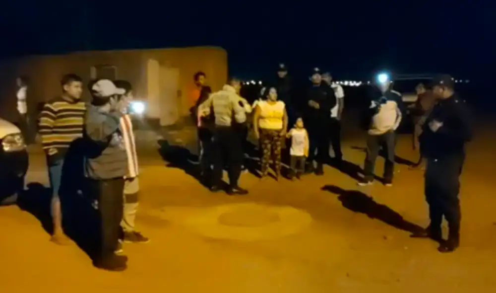 Policía llegó hasta el lugar para investigar el crimen.