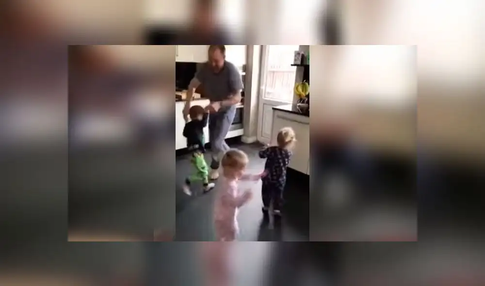 Desliza las imágenes para ver la emotiva escena que registró una madre entre su esposo y sus hijos. Foto: RM Videos Desliza las imágenes para ver la emotiva escena que registró una madre entre su esposo y sus hijos. Foto: RM Videos