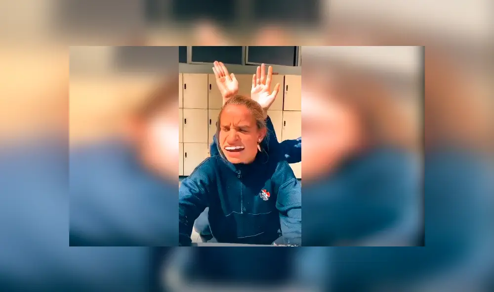 Video ya es viral en Tik Tok. Las jóvenes usaron divertidos filtros para interpretar a los diferentes personajes de la popular cinta Video ya es viral en Tik Tok. Las jóvenes usaron divertidos filtros para interpretar a los diferentes personajes de la popular cinta