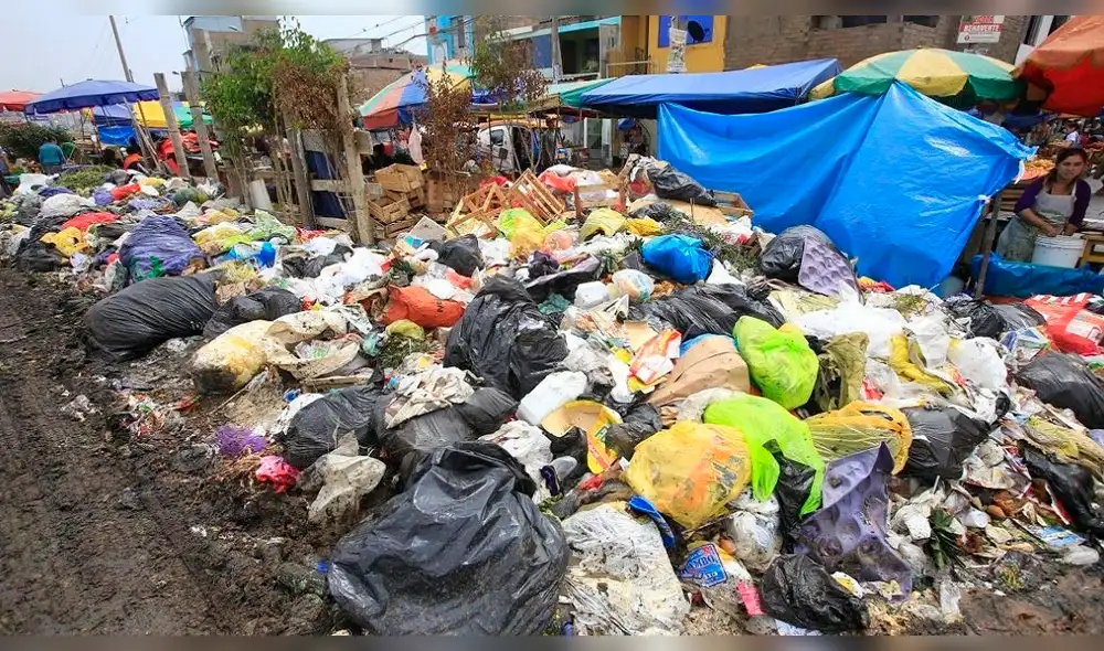 Defensoría del Pueblo pide a Contraloría intervenir VMT por falta de recolección de basura