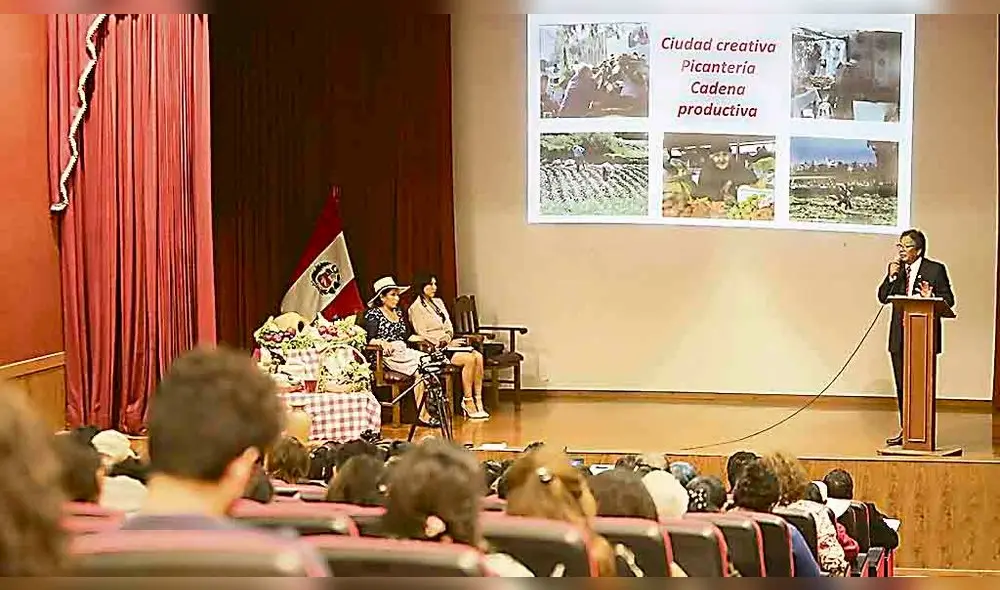 Foro. Como parte de los actos celebratorios por conseguir la distinción, se realizó un foro sobre la gastronomía. Foro. Como parte de los actos celebratorios por conseguir la distinción, se realizó un foro sobre la gastronomía.