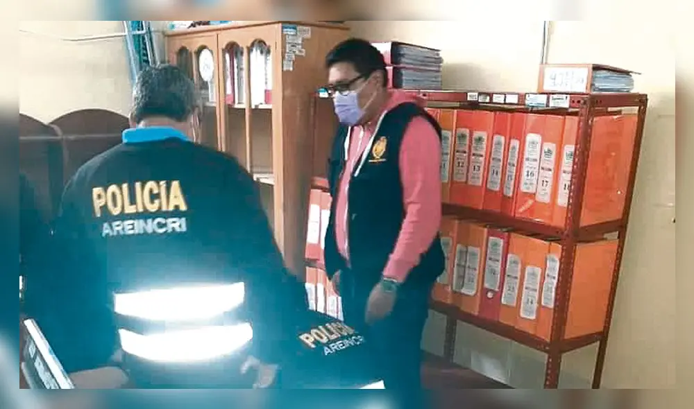 diligencia. Fiscalía intervino municipio de Azángaro. diligencia. Fiscalía intervino municipio de Azángaro.