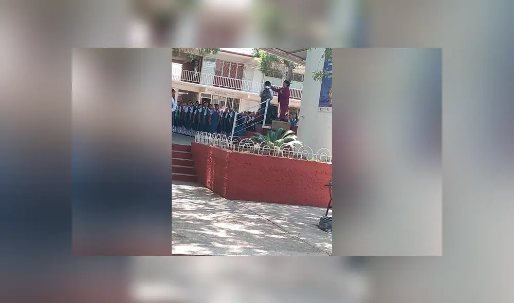 Video es viral en Facebook. El estudiante incumplió el reglamento del colegio y la polémica directora decidió darle un castigo frente a todos los alumnos. Foto: Captura. Video es viral en Facebook. El estudiante incumplió el reglamento del colegio y la polémica directora decidió darle un castigo frente a todos los alumnos. Foto: Captura.