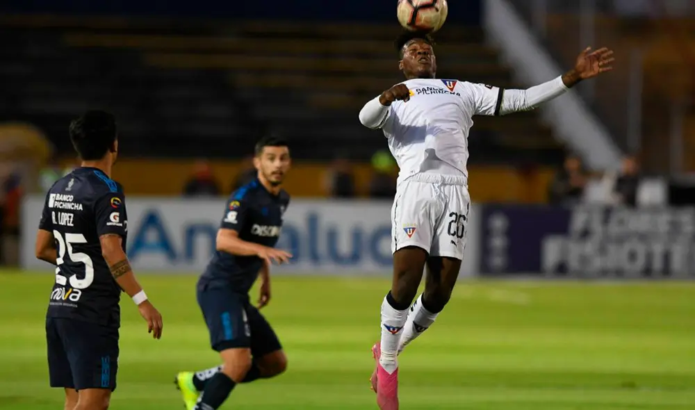 Liga de Quito clasificó a semifinales tras derrotar 2-0 a Universidad Católica. Liga de Quito clasificó a semifinales tras derrotar 2-0 a Universidad Católica.