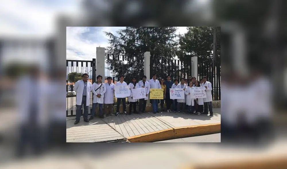 Más del 40 % de médicos serumistas trabajaron sin remuneración entre el 2010 y 2018