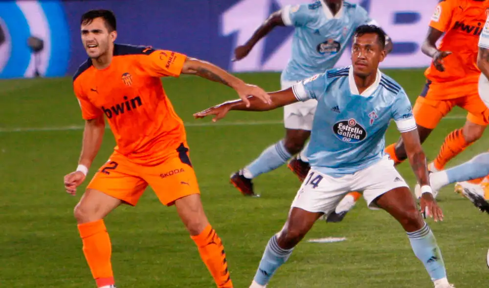 Renato Tapia no completó el último encuentro por un golpe en la rodilla. Foto: EFE Renato Tapia no completó el último encuentro por un golpe en la rodilla. Foto: EFE