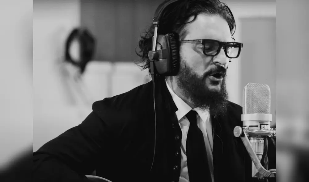 Ricardo Arjona lanzó suy nuevo sencillo 'El Invisible'. (Foto: Red Gol)