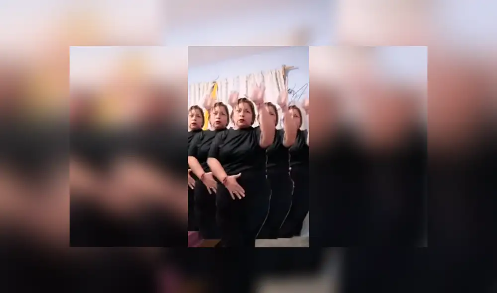 Desliza las imágenes para apreciar los divertidos pasos de baile que realizó una madre para copiar a Jennifer Lopez. Desliza las imágenes para apreciar los divertidos pasos de baile que realizó una madre para copiar a Jennifer Lopez.