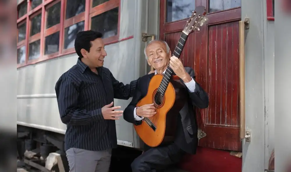 Músico Carlos Castillo.