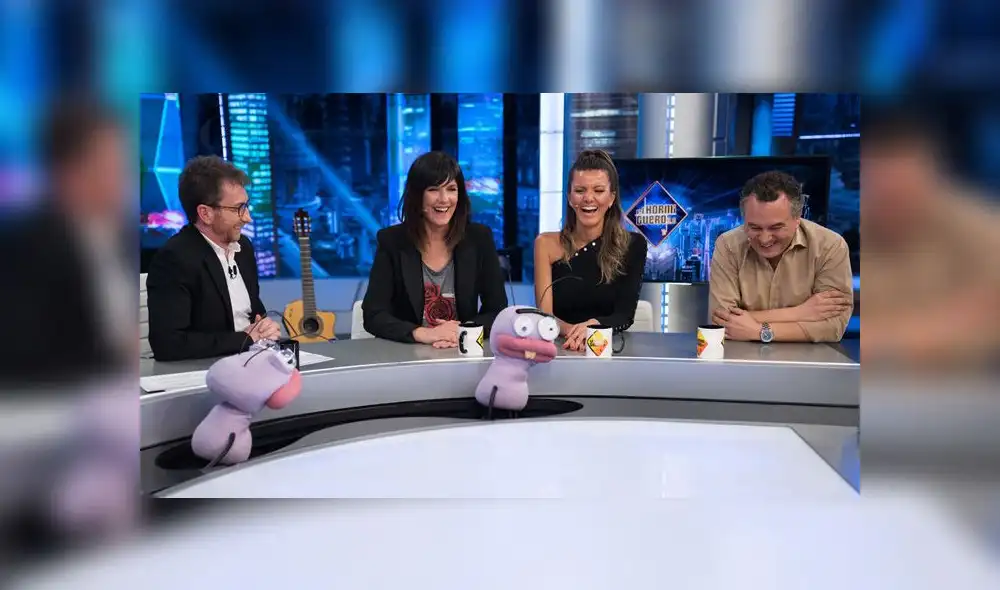 Durante su estancia en 'El Hormiguero' contaron detalles de sus experiencias narrando el clima. (Foto: Antena 3) Durante su estancia en 'El Hormiguero' contaron detalles de sus experiencias narrando el clima. (Foto: Antena 3)