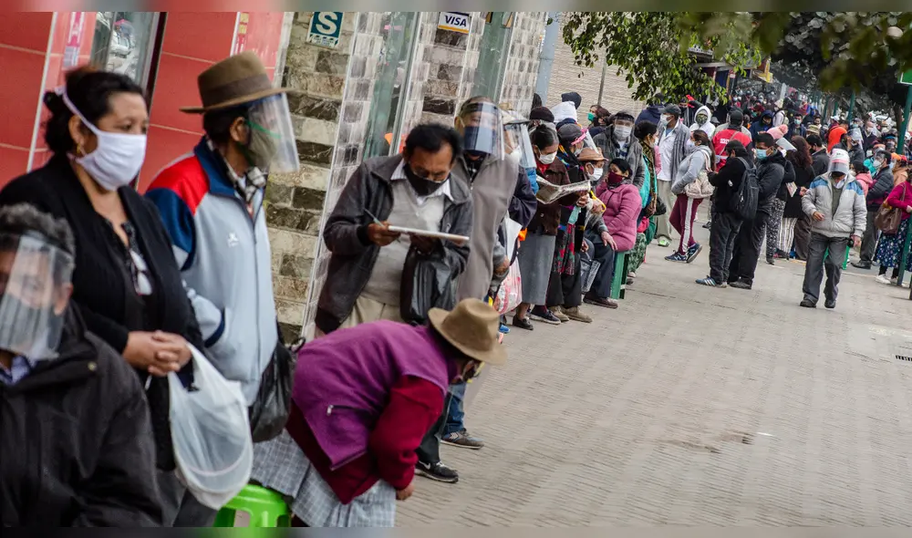 Revisa la información sobre cómo realizar tus consultas del Bono Familiar Universal. Foto: JOHN REYES / GRUPO LA REPUBLICA S.A.