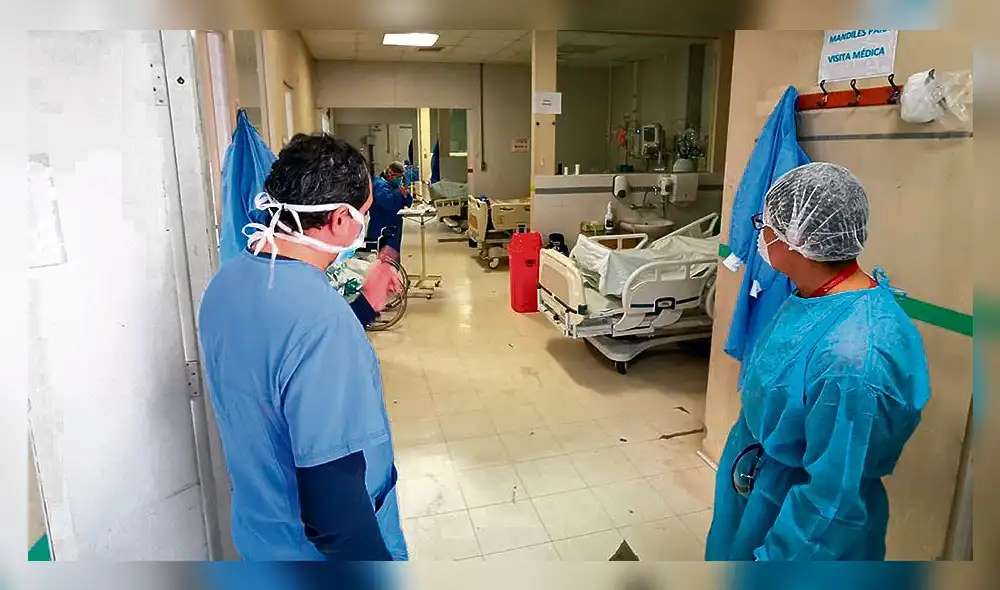 CRISIS. Alta demanda de pacientes genera agresión a médicos. CRISIS. Alta demanda de pacientes genera agresión a médicos.