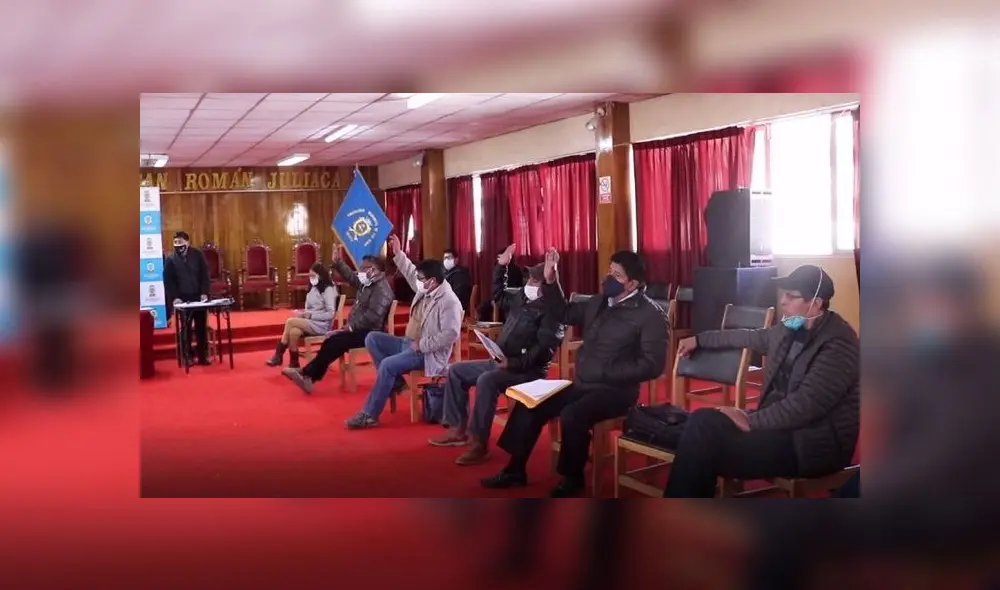 En sesión municipal los 13 regidores de la Municipalidad Provincial de San Román rechazaron la transferencia. En sesión municipal los 13 regidores de la Municipalidad Provincial de San Román rechazaron la transferencia.