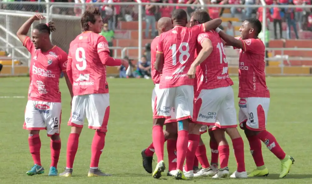 ¡Celebra el Cusco! Cienciano vuelve a Primera División ¡Celebra el Cusco! Cienciano vuelve a Primera División