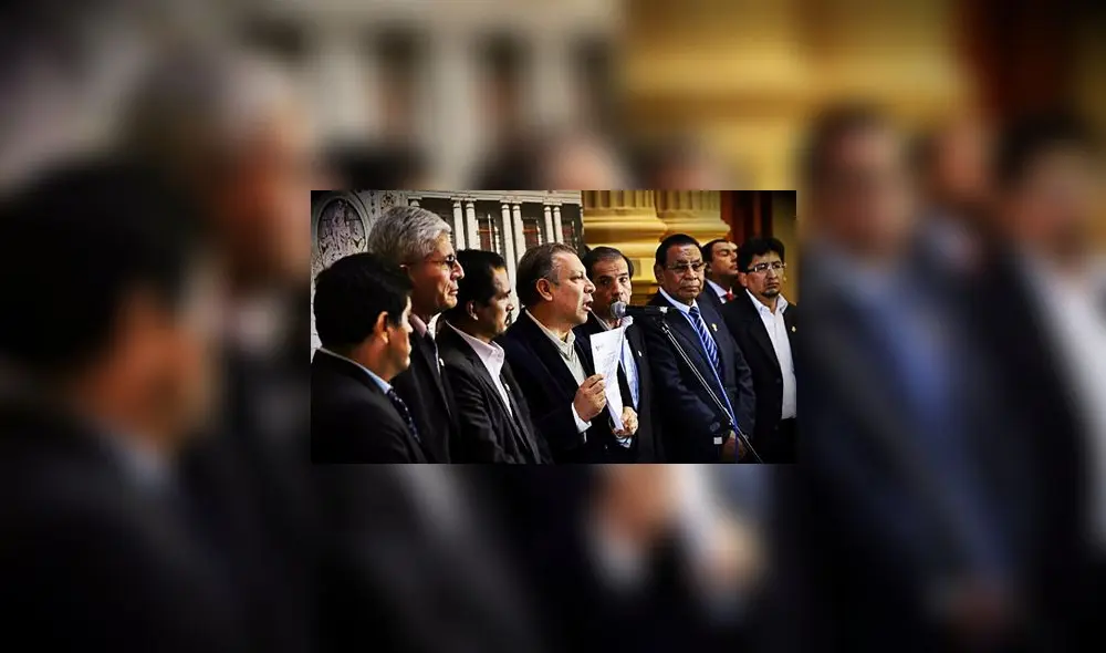 Vientos de ruptura en la izquierda Vientos de ruptura en la izquierda