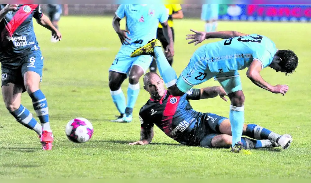 Municipal sacó un meritorio empate ante Binacional