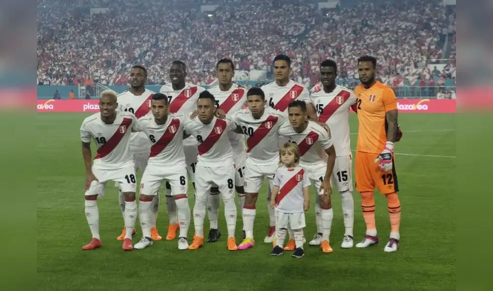 Camiseta de la selección peruana figura entre las 50 más bonitas del mundo