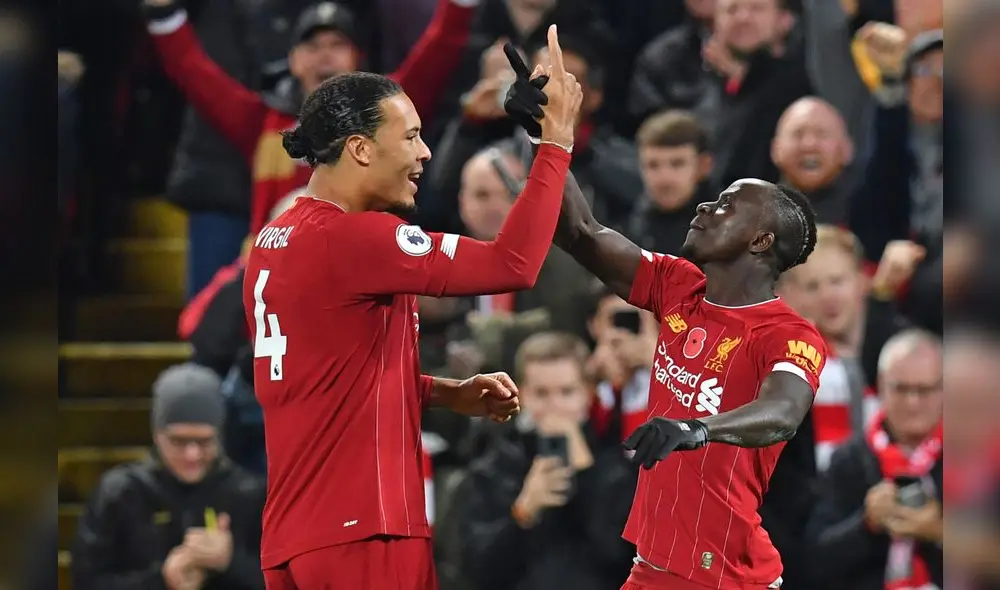 Sadio Mané anotó el tercer tanto con el que el Liverpool venció 3-1 al City y se consolidó como el puntero de la Premier League. Foto: AFP. Sadio Mané anotó el tercer tanto con el que el Liverpool venció 3-1 al City y se consolidó como el puntero de la Premier League. Foto: AFP.