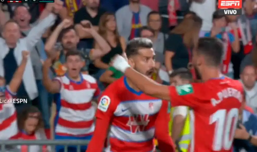 Álvaro Vadillo, el punto penal, marcó el segundo gol del Granada sobre el FC Barcelona| Foto: ESPN