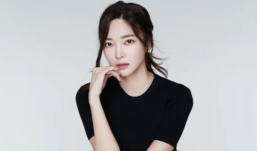 Kim Yoon Ji: cantante, modelo, actriz y presentadora coreana de 31 años. Anteriormente conocida como NS Yoon G. Kim Yoon Ji: cantante, modelo, actriz y presentadora coreana de 31 años. Anteriormente conocida como NS Yoon G.