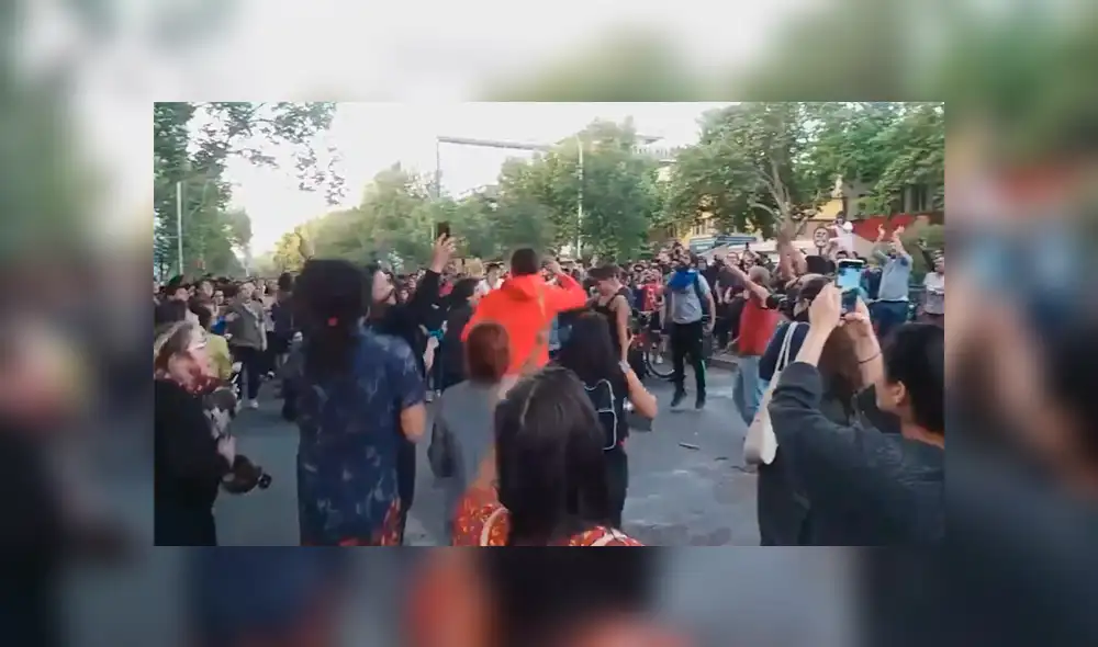 Desliza para ver los momentos más impactantes del video viral de Twitter.