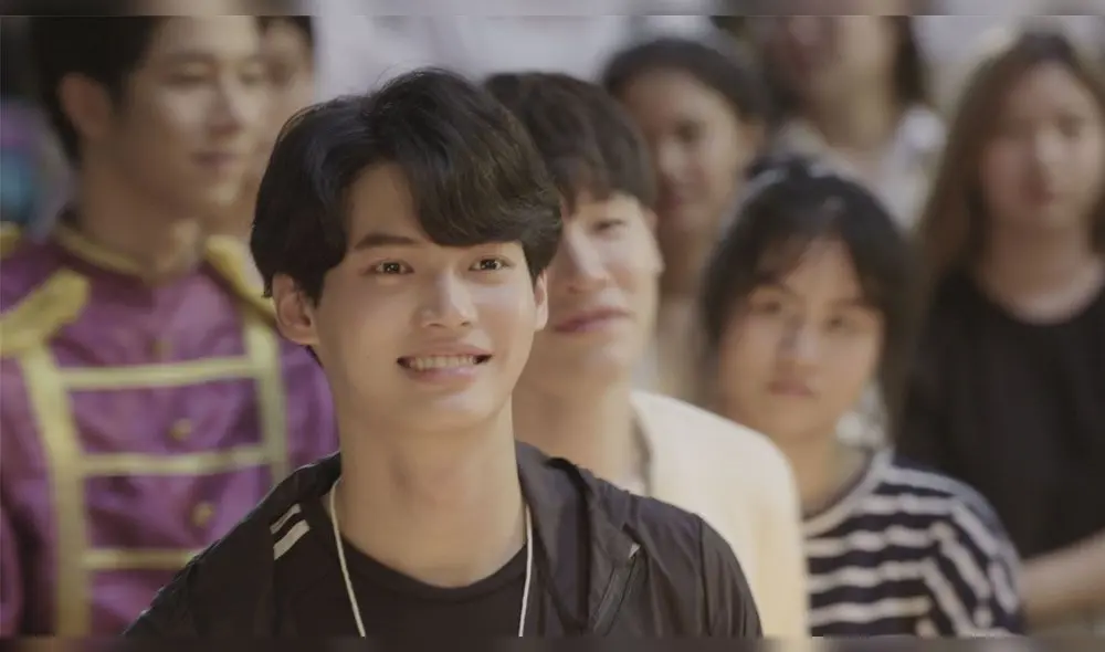 Desliza para ver más imágenes de Bright y Win, actores del drama tailandés, Still 2gether. Créditos: GMMTV