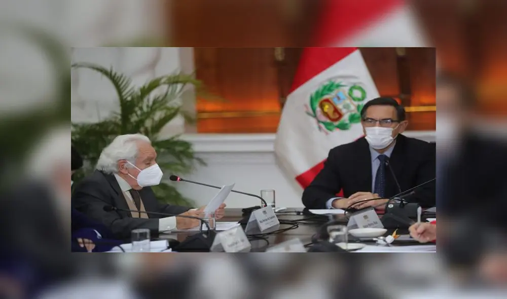 Vizcarra Cornejo suscribió este 24 de agosto el compromiso de diálogo para el Pacto Perú. (Foto: Presidencia)