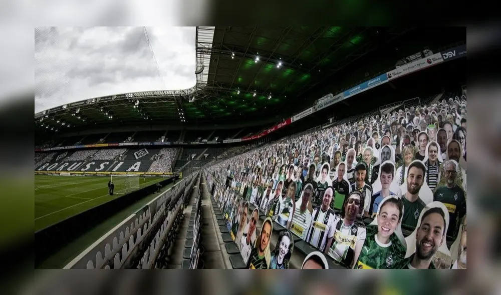 Borussia Monchengladbach presentó a su peculiar ‘hinchada de cartón’ . Borussia Monchengladbach presentó a su peculiar ‘hinchada de cartón’ .