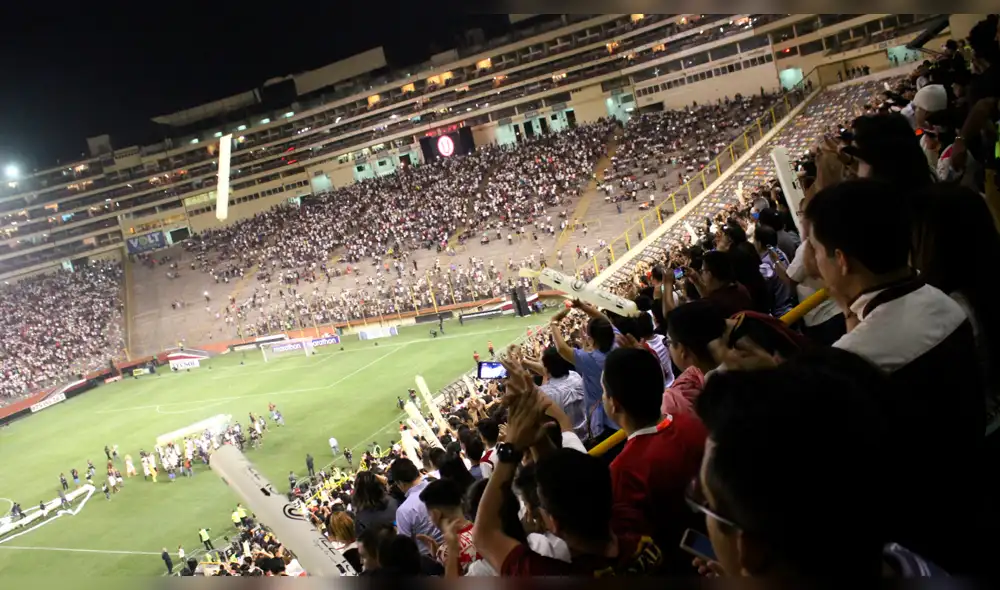 Universitario: “Queremos el estadio lleno, no solo en una presentación o un clásico” [FOTOS]
