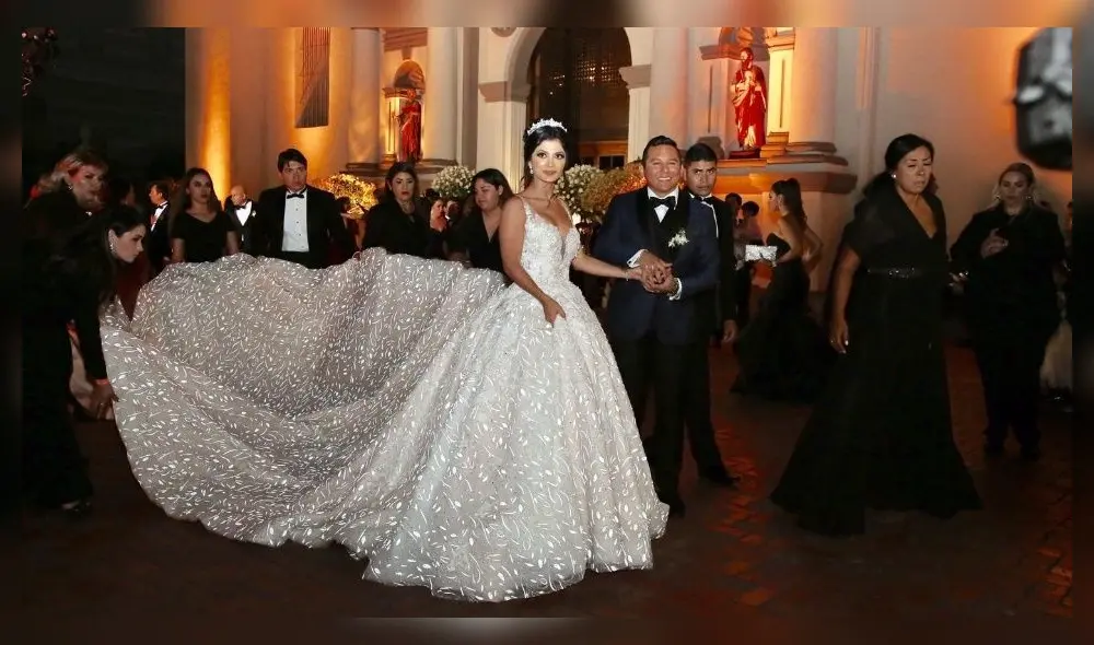 Edwin Luna y Kimberly Flores