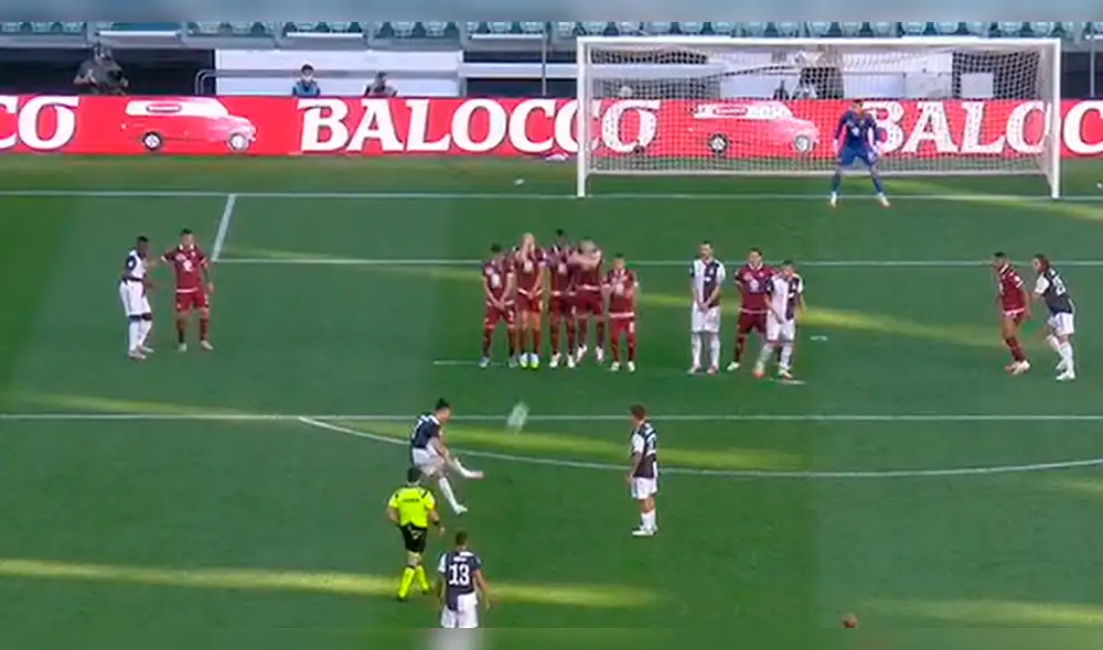 Gol Cristiano Ronaldo de tiro libre en la Juventus vs. Torino. Foto: ESPN Gol Cristiano Ronaldo de tiro libre en la Juventus vs. Torino. Foto: ESPN