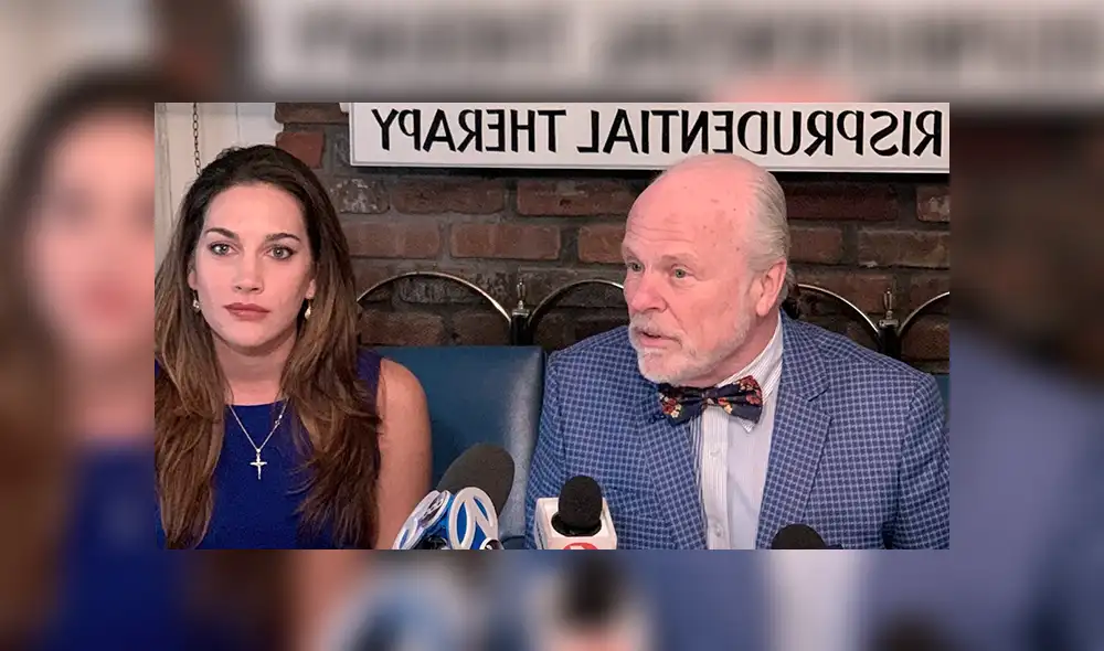 Maestra envió foto en topless a su novio, pero terminó en manos de estudiante