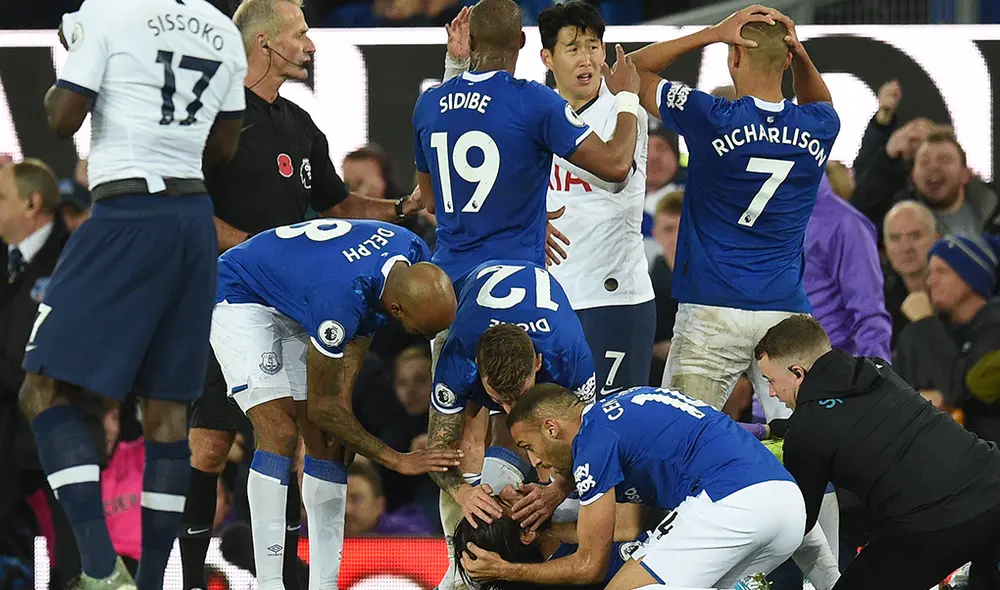 André Gomes sufrió una de las lesiones más fuertes en lo que va de la presente temporada de la Premier League. André Gomes sufrió una de las lesiones más fuertes en lo que va de la presente temporada de la Premier League.