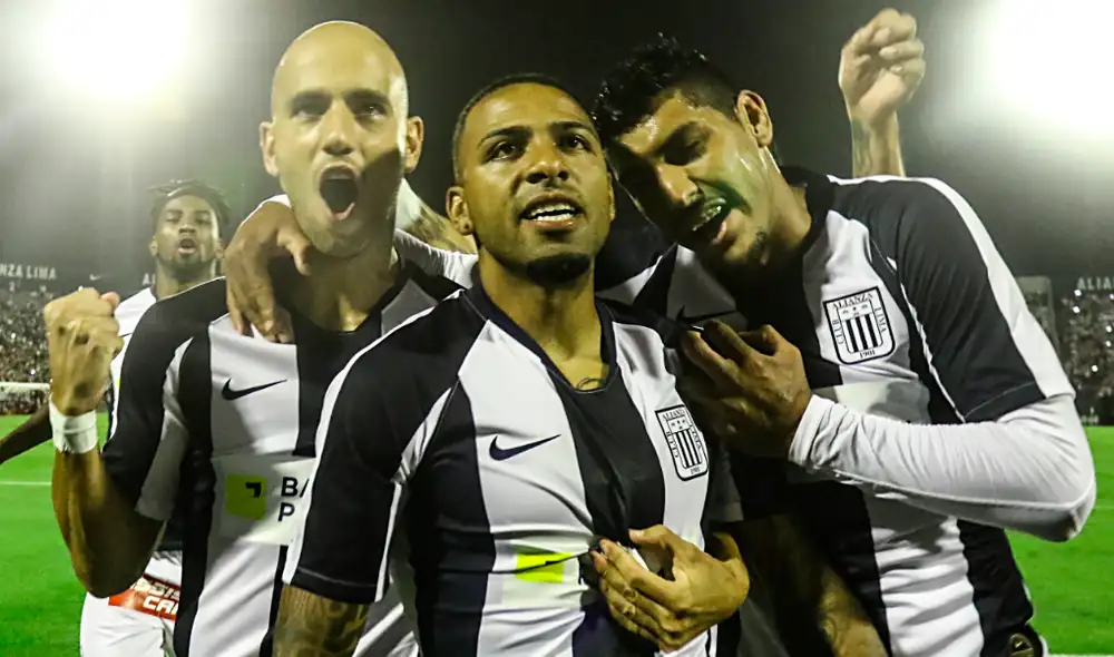 Alianza Lima enfrenta a Nacional en su debut por la Copa Libertadores. Alianza Lima enfrenta a Nacional en su debut por la Copa Libertadores.