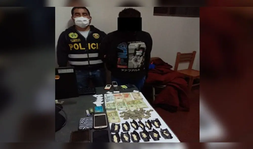 Cuando fue detenido, su celular recibía constantes llamadas. Cuando fue detenido, su celular recibía constantes llamadas.