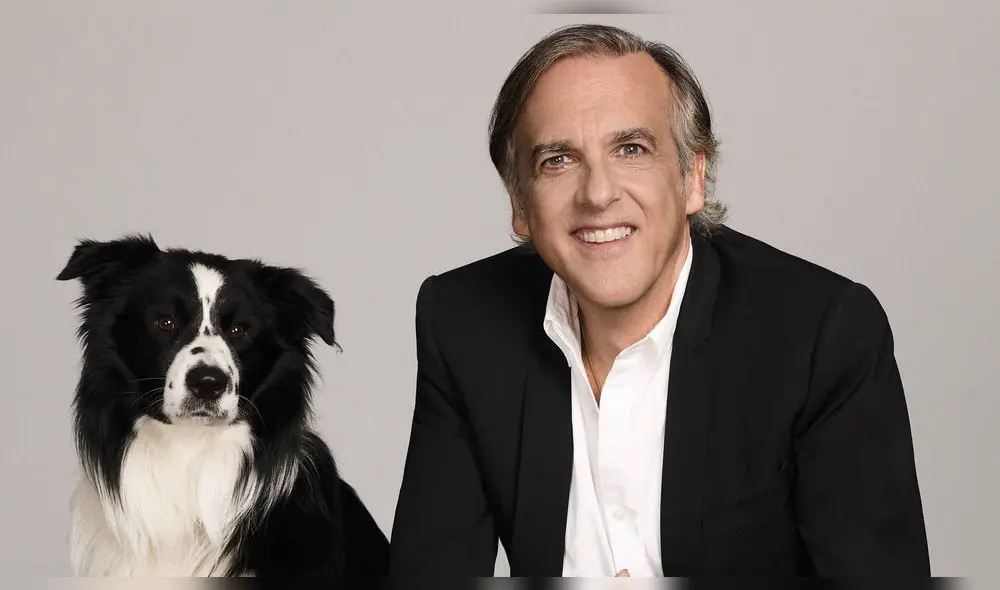 La película fue dirigida y producida por el español Paco Arango. La película fue dirigida y producida por el español Paco Arango.