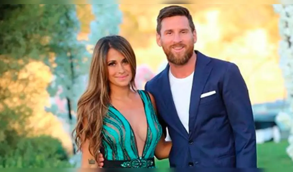 Antonela Roccuzo lució sexy outfit al asistir a un bautizo junto a Lionel Messi