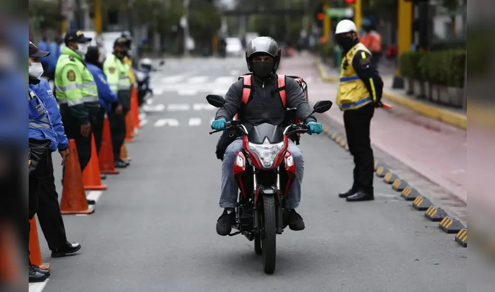 La Municipalidad de Miraflores realizó un operativo de control y prueba rápida de COVID-19 a motociclistas y ciclistas de reparto Delivery / Créditos: Marco Cotrina