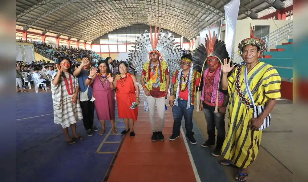 La perspectiva intercultural crítica, la decolonización del poder y el papel de la iglesia en la sociedad La perspectiva intercultural crítica, la decolonización del poder y el papel de la iglesia en la sociedad