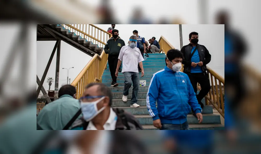 MTC dispone el uso obligatorio de mascarillas y protectores faciales en el transporte público. Foto: Aldair Mejía / La República MTC dispone el uso obligatorio de mascarillas y protectores faciales en el transporte público. Foto: Aldair Mejía / La República