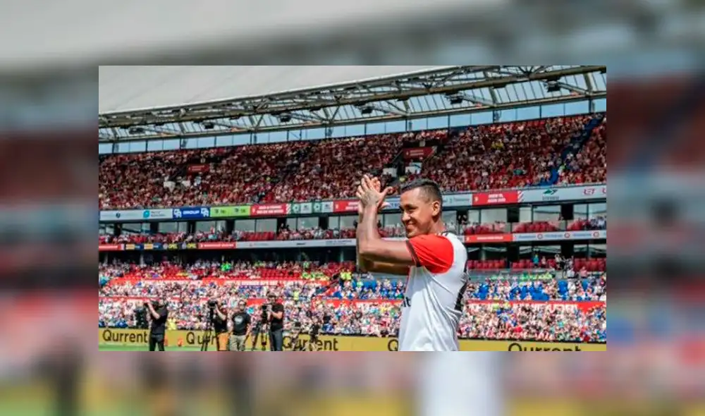 Feyenoord no podrá contar con Renato Tapia por lesión 