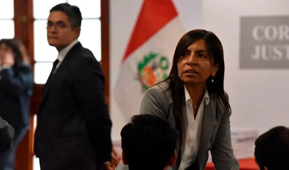 José Domingo Pérez recurrirá a Colegio de Abogados por frases de Giulliana Loza José Domingo Pérez recurrirá a Colegio de Abogados por frases de Giulliana Loza