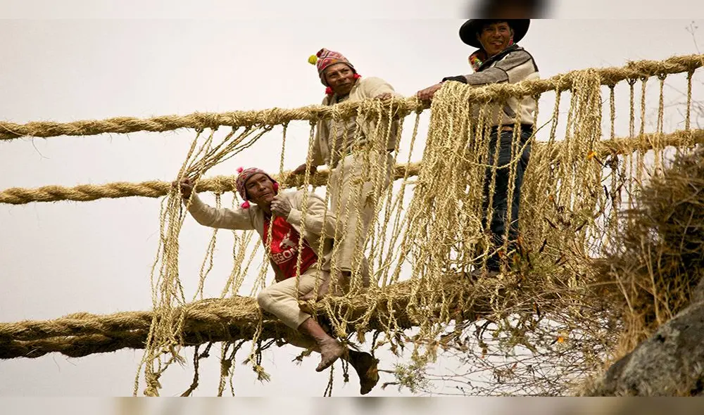 Actualmente, los q’eros representan en su organización la expresión más auténtica de las raíces de un pueblo que se resiste a la extinción de sus costumbres.