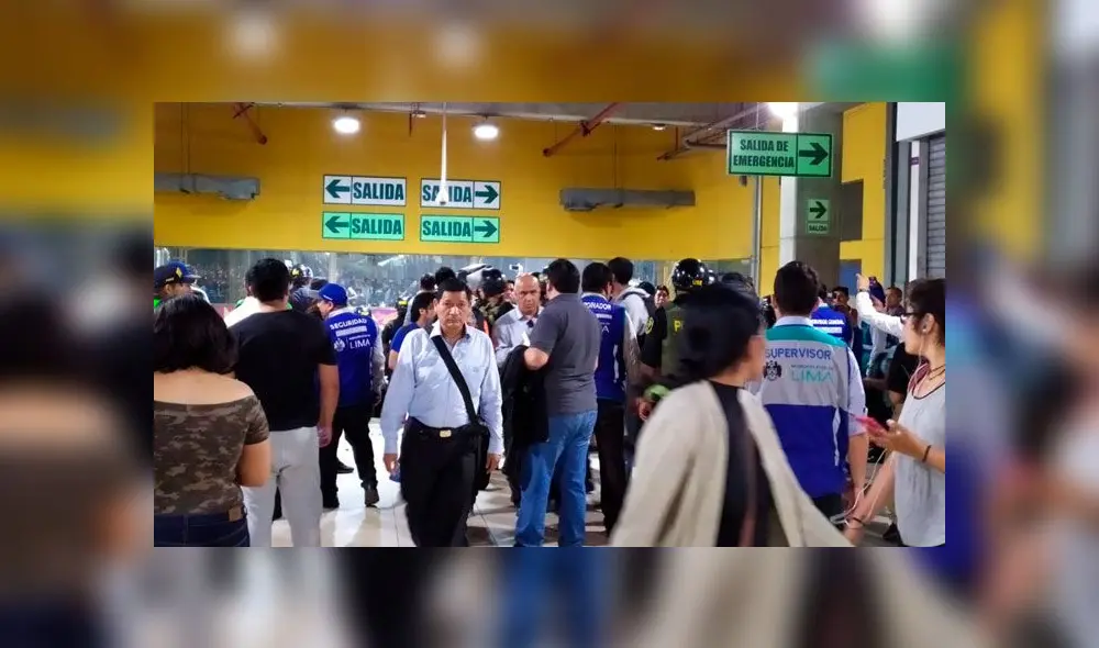 Escolar responde a Muñoz y convoca a plantón en Estación Central del Metropolitano por precio de pasaje [VIDEO y FOTOS]