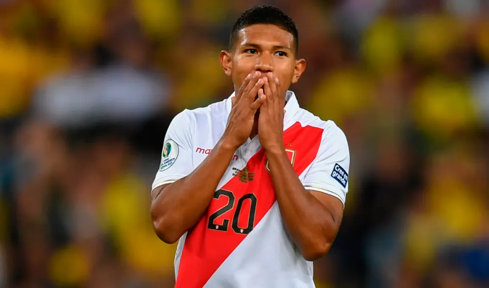 Edison Flores se pronunció el año deportivo y del embarazo de su esposa. Foto: AFP Edison Flores se pronunció el año deportivo y del embarazo de su esposa. Foto: AFP
